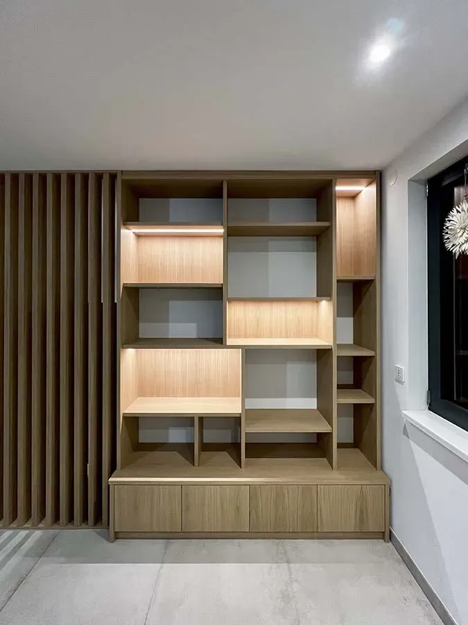 Meuble étagère de salon en bois